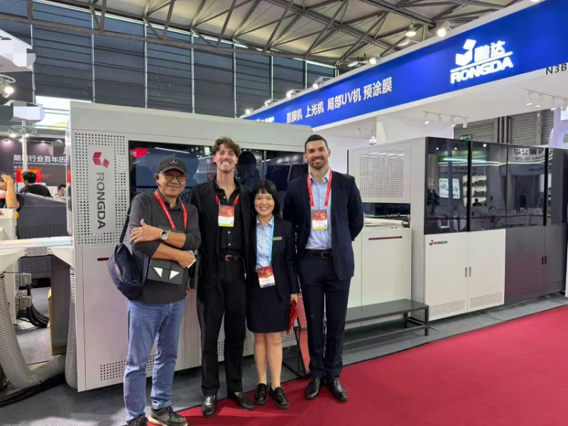 Rongda Packaging at All in Print China 2026: live demo van BFM1000 Automatic Case Maker